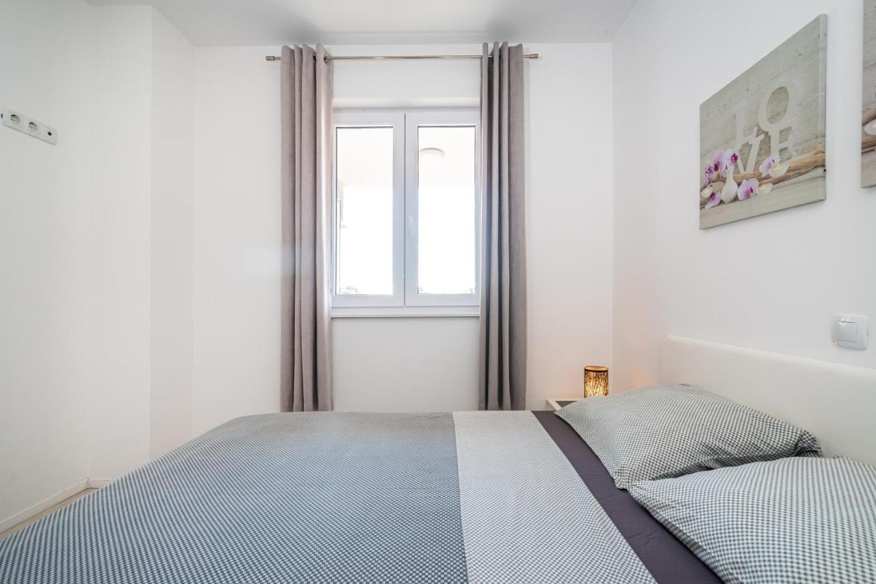 House Of Dalmatia Apartamento Pakoštane Exterior foto