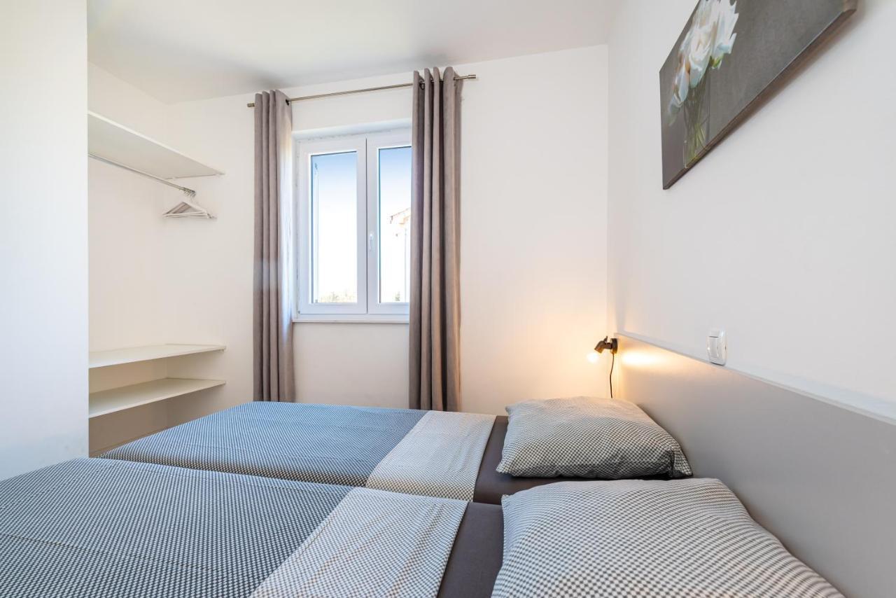 House Of Dalmatia Apartamento Pakoštane Exterior foto
